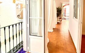 Comfortable Studio Old Town, Parking Optional
