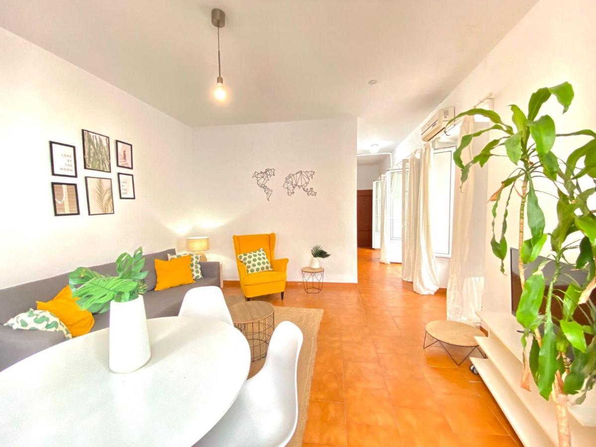Comfortable Studio Old Town, Parking Optional Séville Extérieur photo