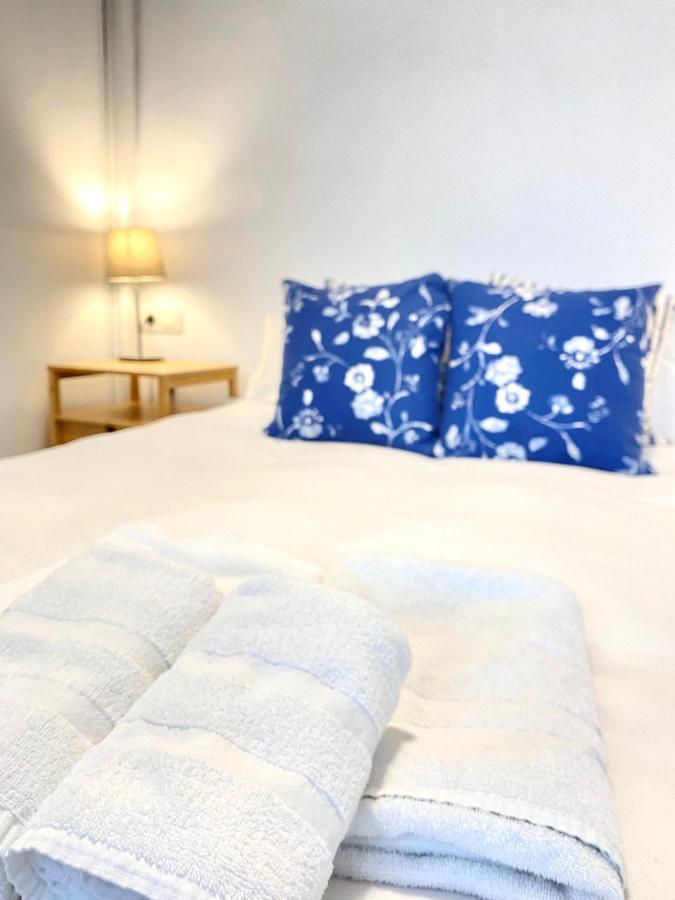 Comfortable Studio Old Town, Parking Optional Séville Extérieur photo